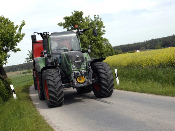fendt 700 vario