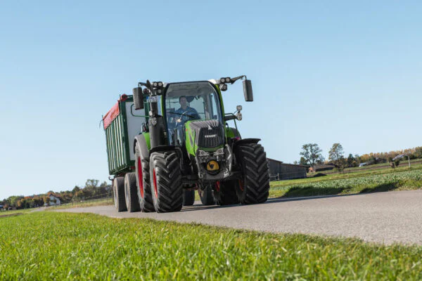 tracteur fendt 300 vario